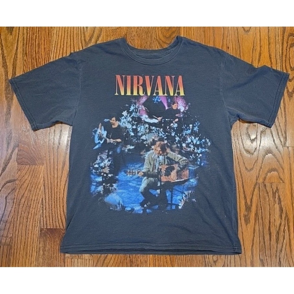 Nirvana MTV Unplugged Graphic T-Shirt | Vintage Wash Charcoal Grey Band Tee | S
